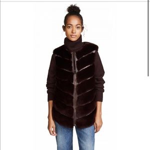 Cara Mila authentic jessie fur vest NWT